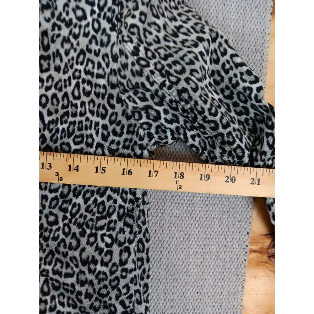 Chico's Brushed Flannel Jacket Womens 0 US 4/6 Gray Leopard Print Stretch Casual